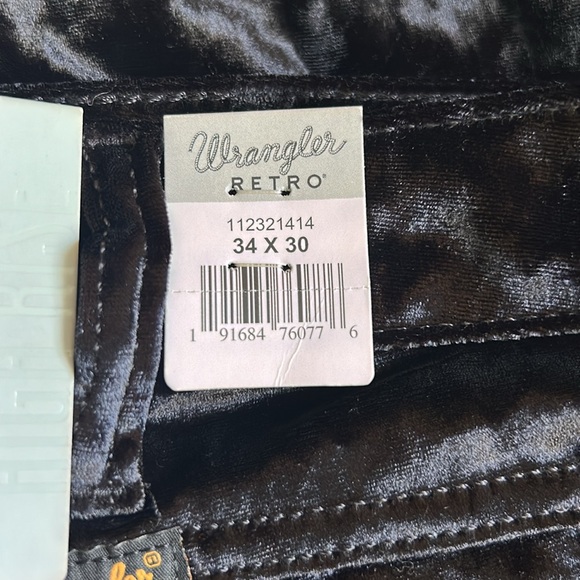 NWT Womens Black Velvet Wrangler Flare Pants With Pockets Size 34 by 30 - Picture 9 of 9